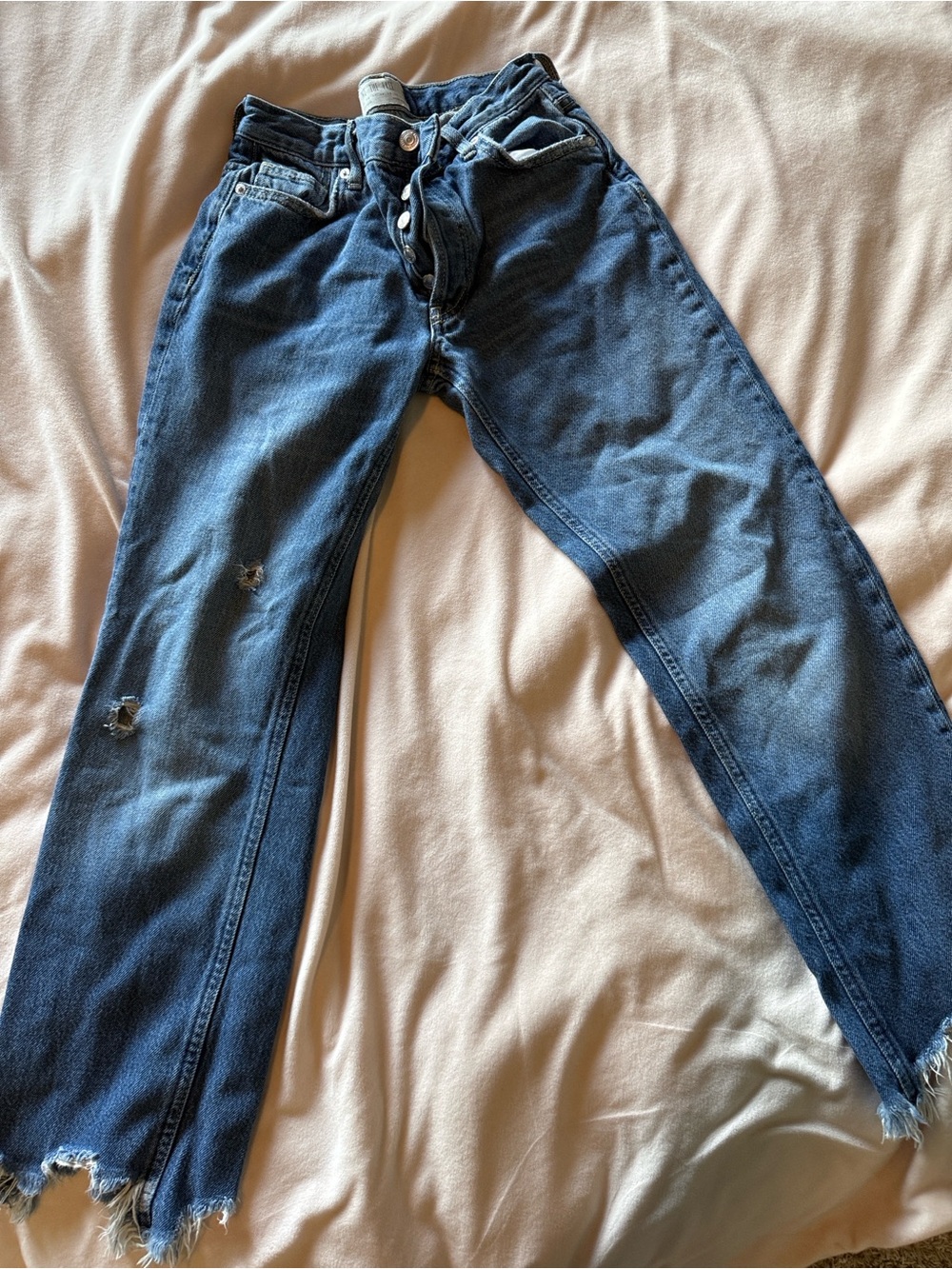 Free People Faded Blue Cropped Distressed Jeans with Frayed Ankles 24